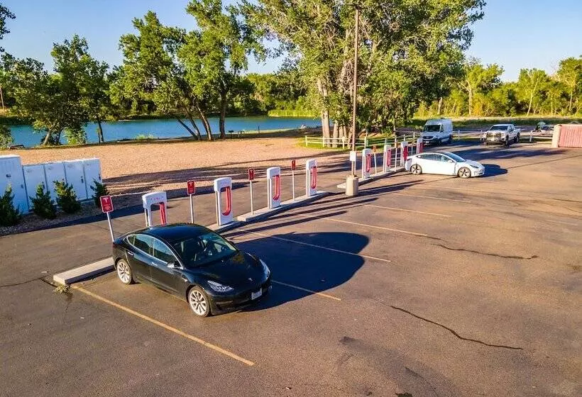 South Platte Cabins & Kennels
