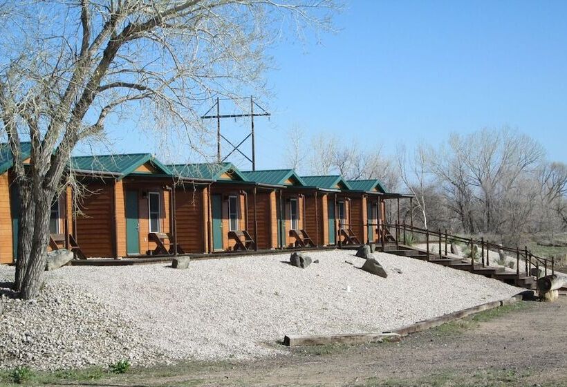 South Platte Cabins & Kennels