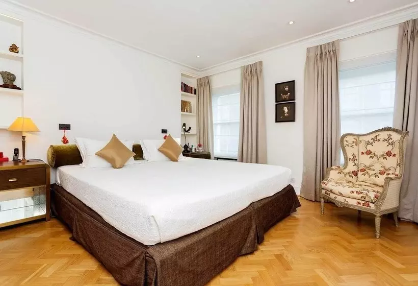 A Belgravia Abode
