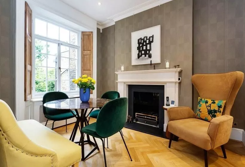 A Belgravia Abode