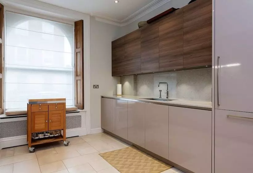 A Belgravia Abode