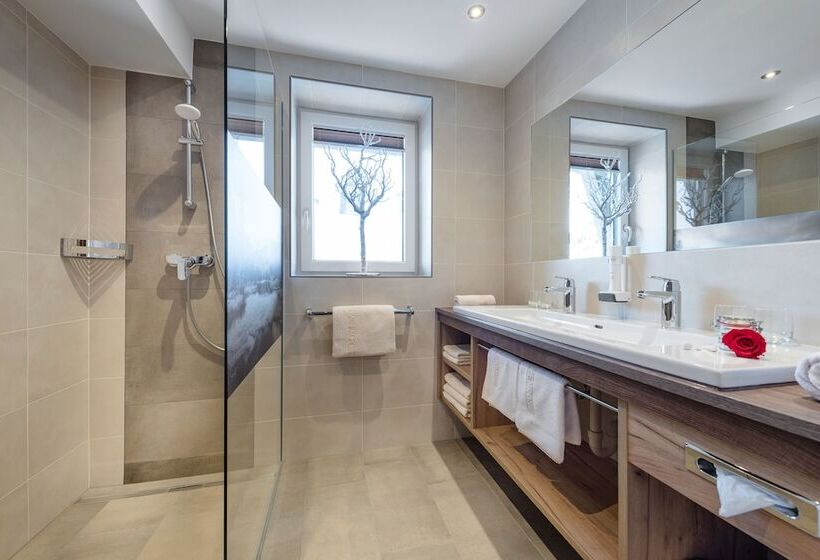 Apartments Garni Alpenrose