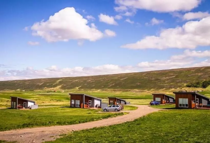 Einishus Cottages