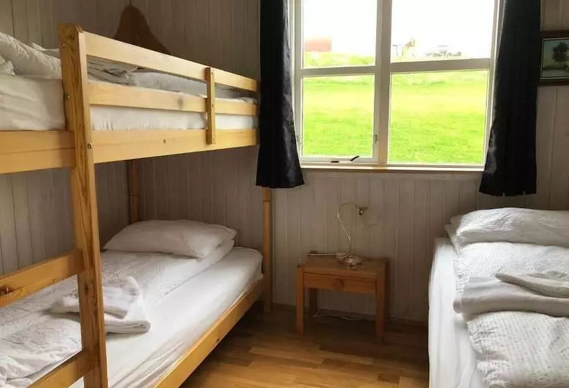 Einishus Cottages