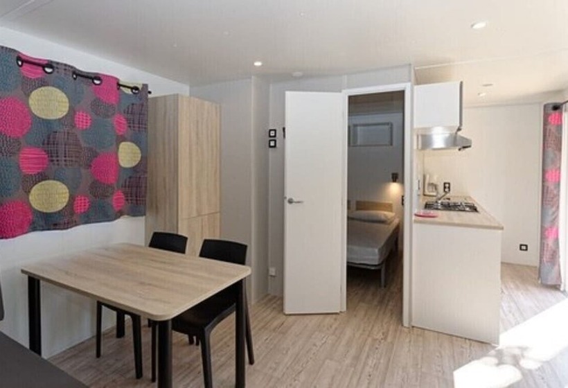 فندق Camping De L'espiguette