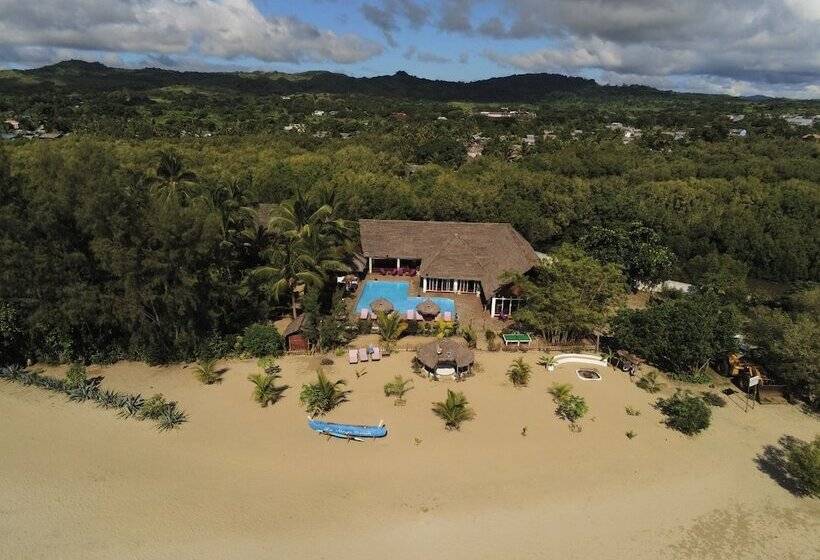 هتل Le Moya Beach