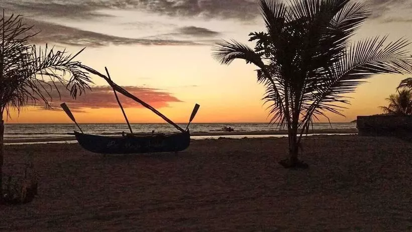 هتل Le Moya Beach