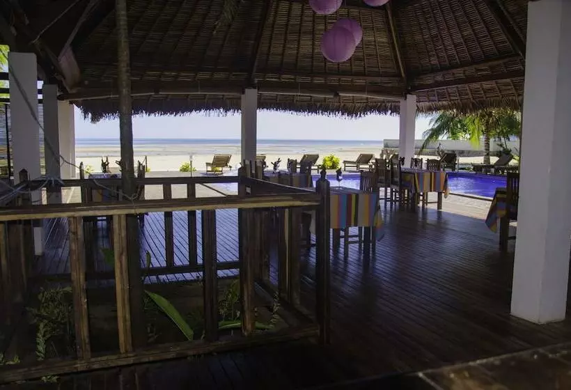 هتل Le Moya Beach