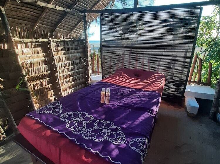 هتل Le Moya Beach