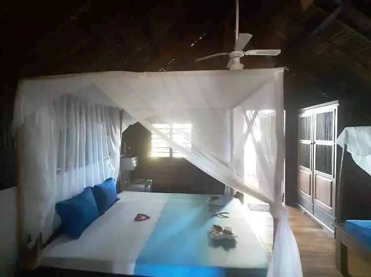 هتل Le Moya Beach