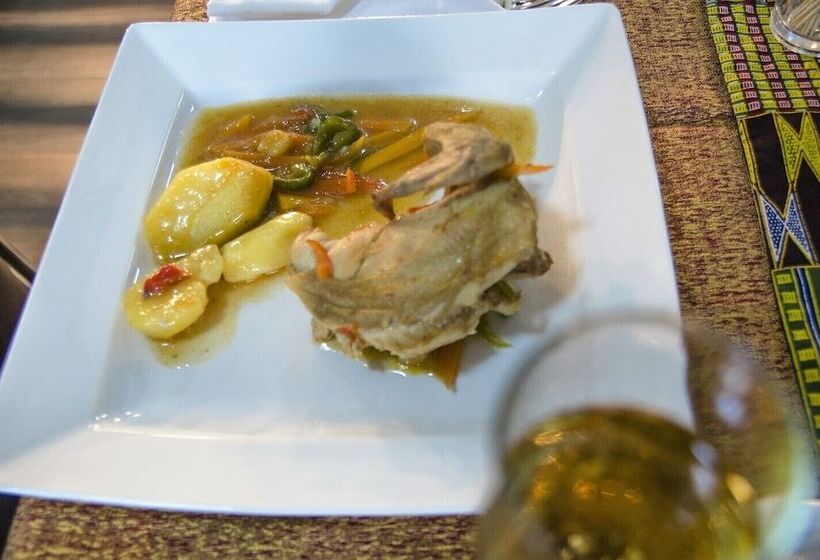 Paramount Luxury Serviced Apartment