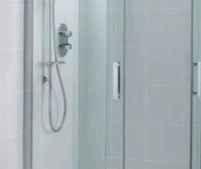 Paramount Luxury Serviced Apartment