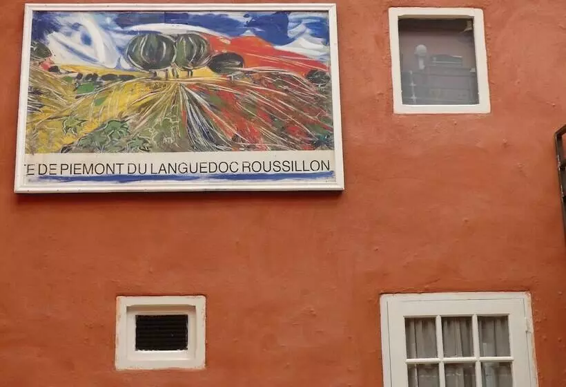 Majatalo Limoux Riverside Gardens