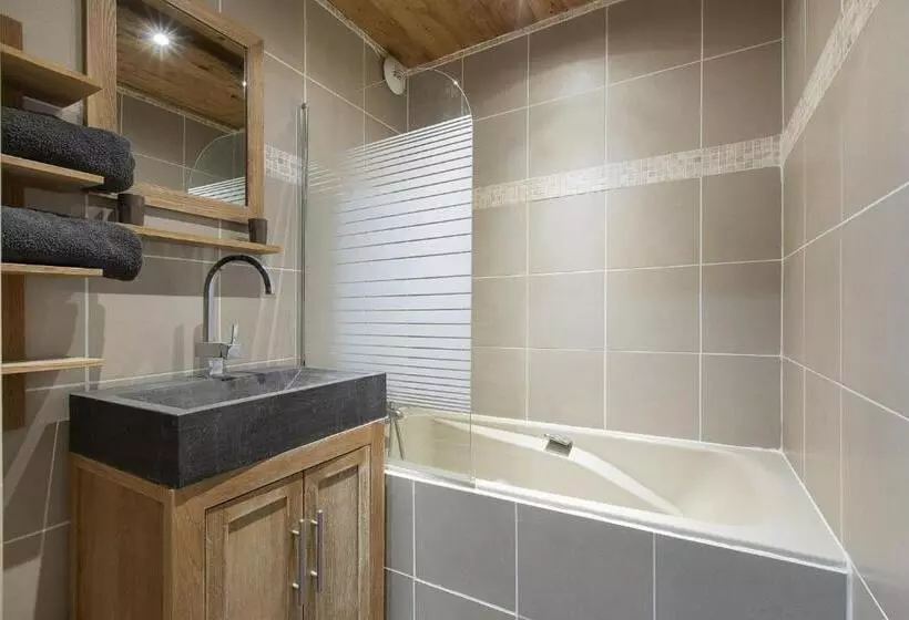 اقامتگاه Résidence Le Sérac Val Thorens