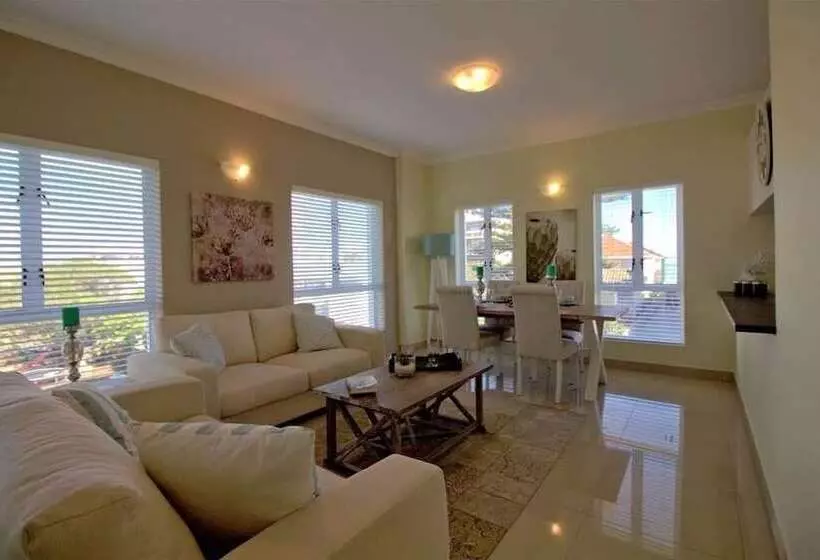 Villa Blanca