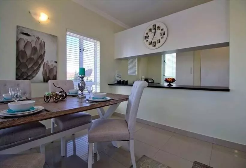 Villa Blanca