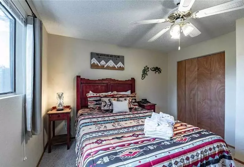 Casa Del Rey  Three Bedroom Cabin With Hot Tub