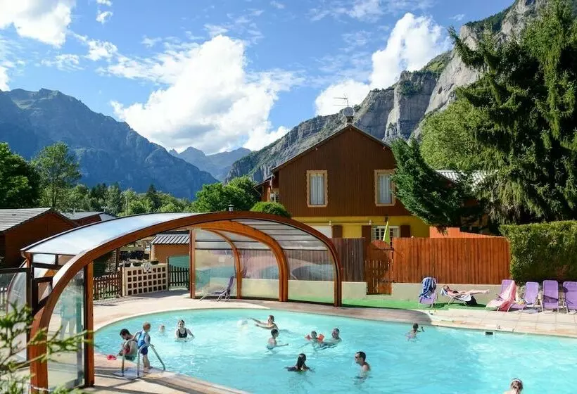 هتل A La Rencontre Du Soleil  Camping