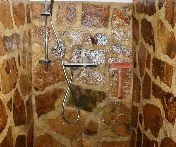 Hotelli Camp Bastian