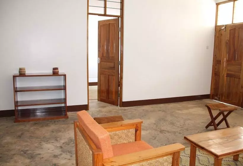 Hotelli Camp Bastian