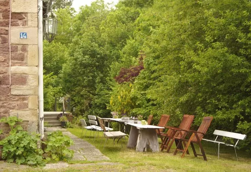 Hotelli Eichenhof Kalletal