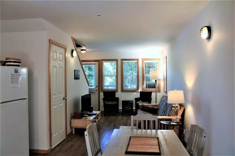 Hotelli Kingfisher Cottage