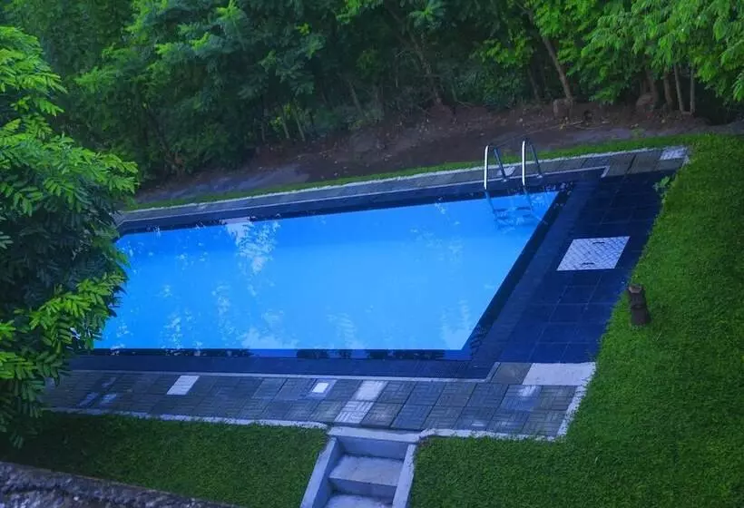 هتل Thammanna Eco Cabins