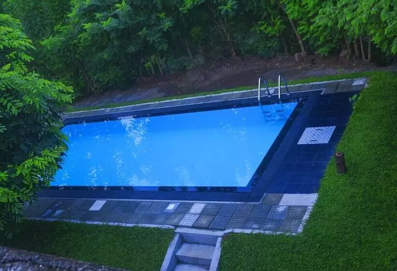 هتل Thammanna Eco Cabins