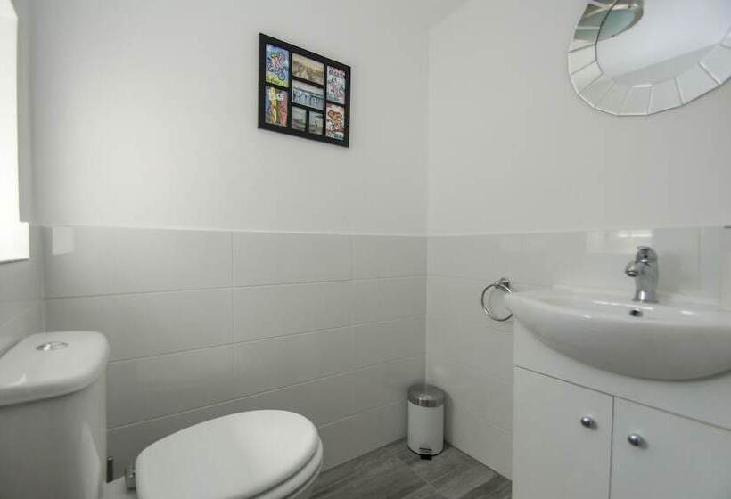 Mucky Duck House Central By Brighton Holiday Lets