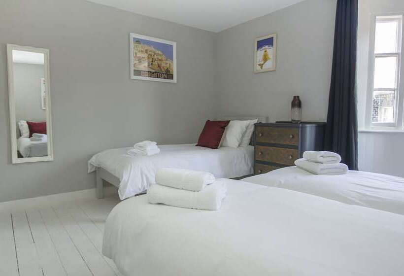 Mucky Duck House Central By Brighton Holiday Lets