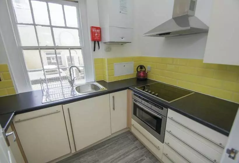 Mucky Duck House Central By Brighton Holiday Lets