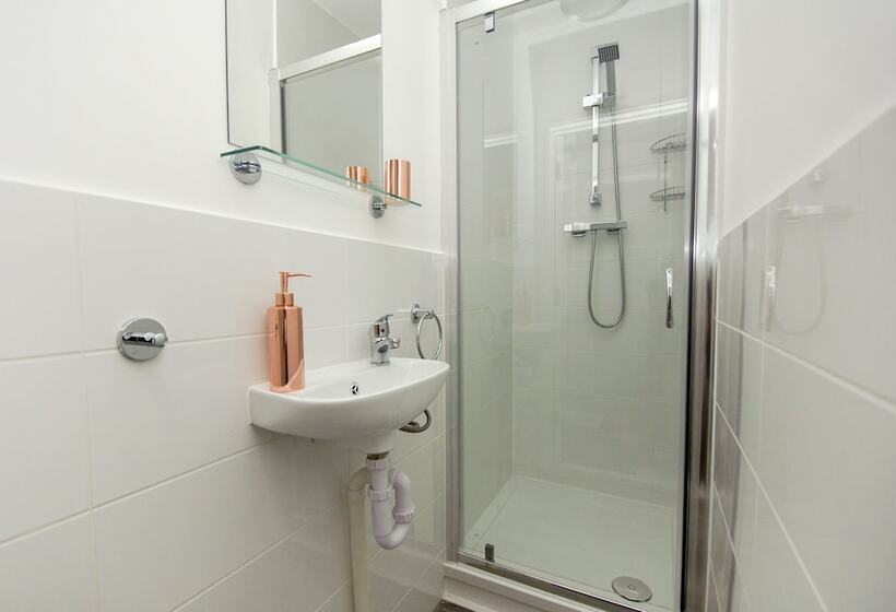 Mucky Duck House Central By Brighton Holiday Lets