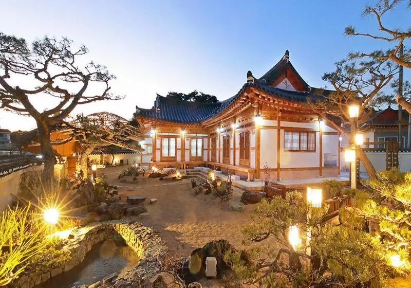 پانسیون Cheonggong Hanok Stay