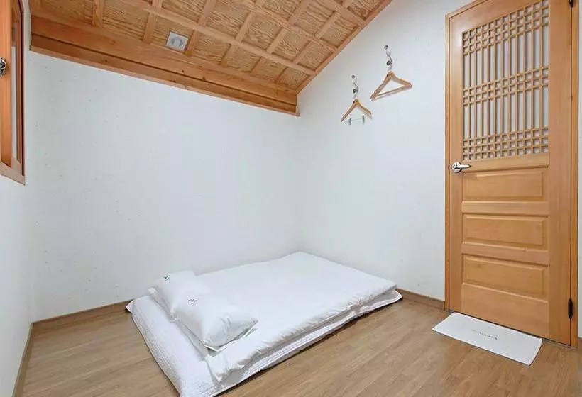پانسیون Cheonggong Hanok Stay