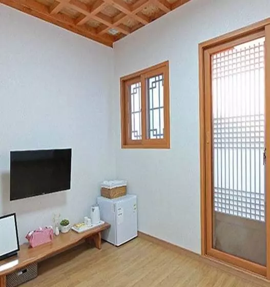 پانسیون Cheonggong Hanok Stay