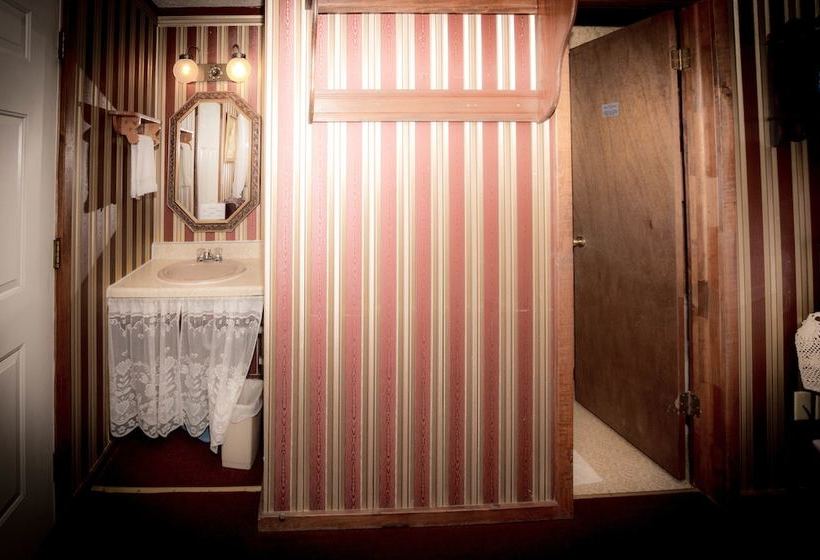 Pansiyon Cottages On Main