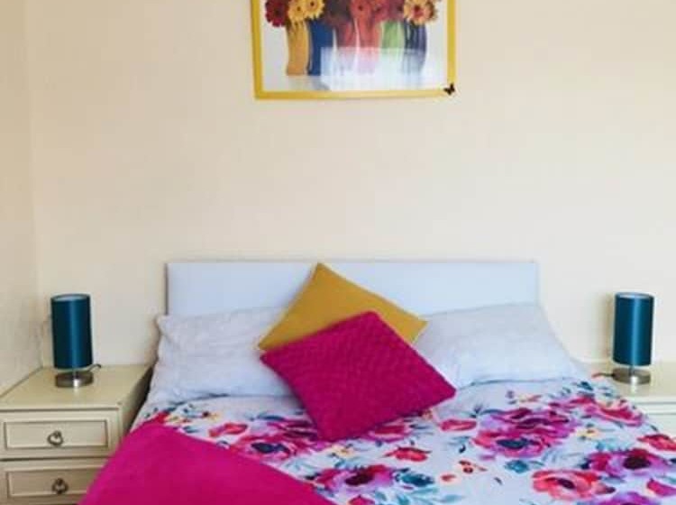 ペンション Courtland House