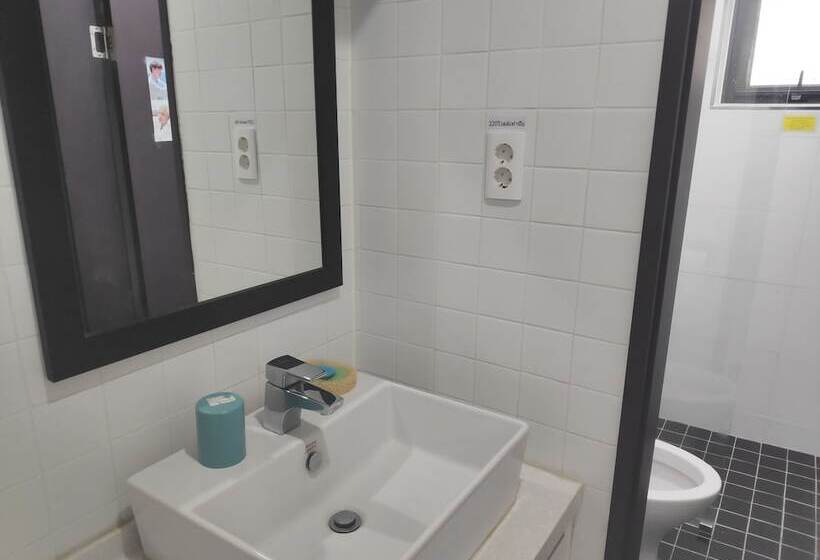 پانسیون Kuki House