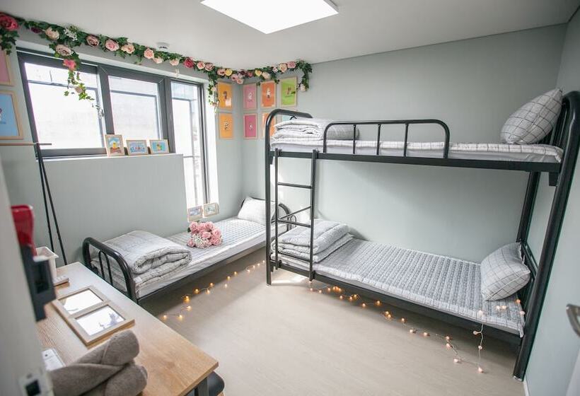 پانسیون Kuki House