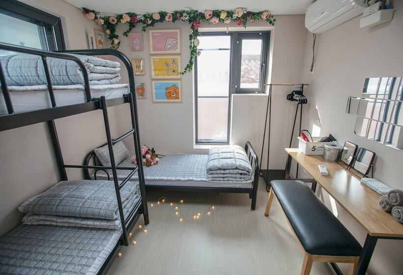 پانسیون Kuki House