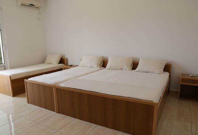 پانسیون Mimi Lux Apartments