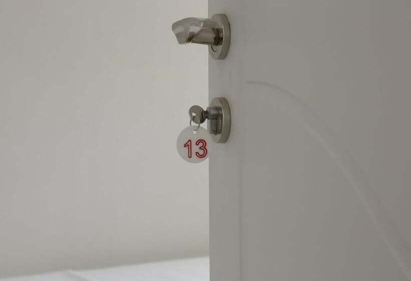 پانسیون Mimi Lux Apartments