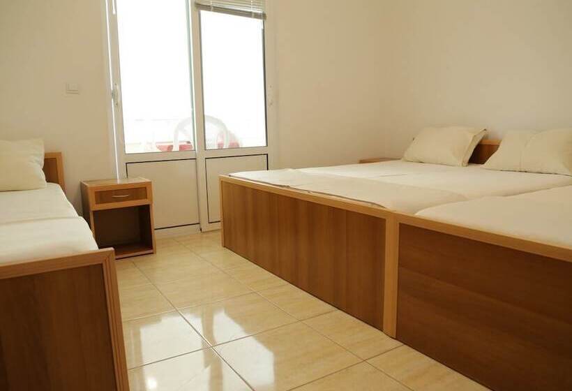 پانسیون Mimi Lux Apartments