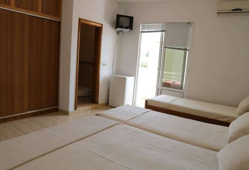 پانسیون Mimi Lux Apartments