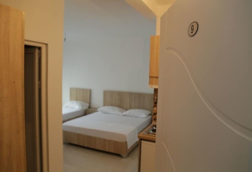 پانسیون Mimi Lux Apartments