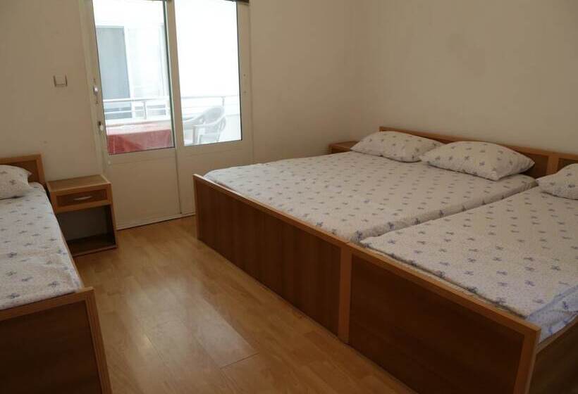 پانسیون Mimi Lux Apartments