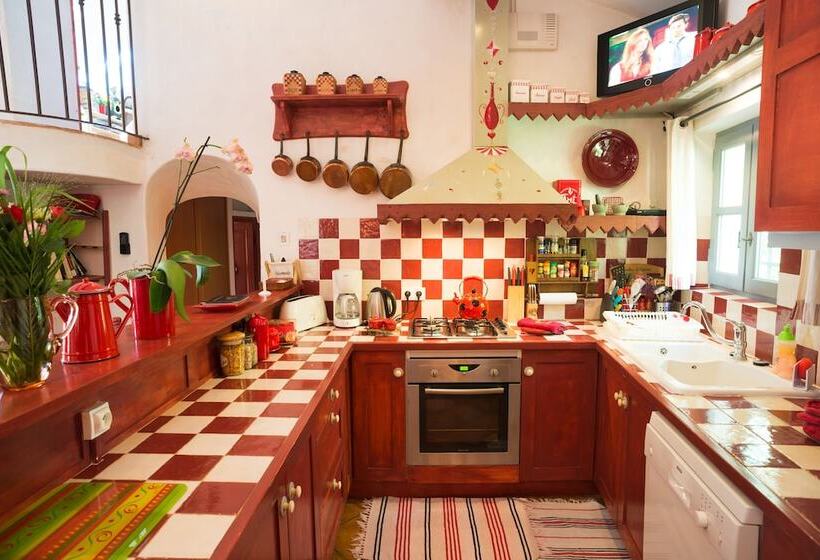 پانسیون Provence Paradise