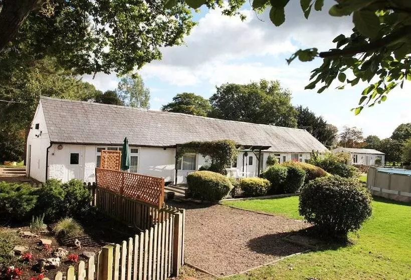 Majatalo Sheephouse Manor