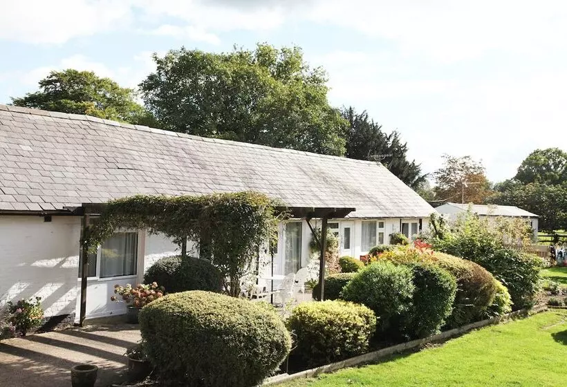 Majatalo Sheephouse Manor