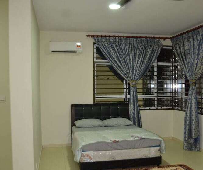 Pensão Sitiyam Homestay Kota Warisan